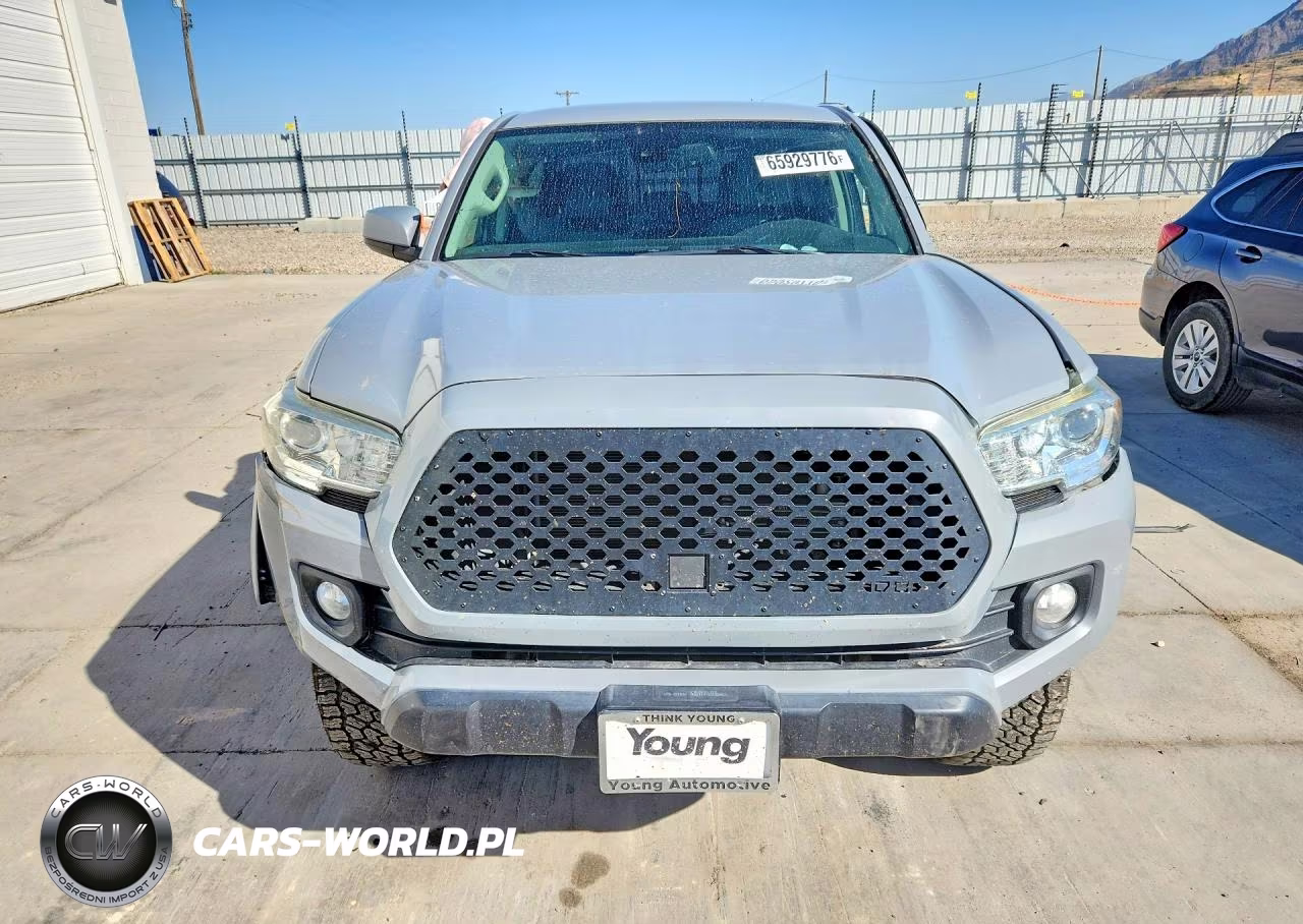 2019 Toyota Tacoma Sr5 V6 VIN:3TMCZ5AN6KM275205 - 5