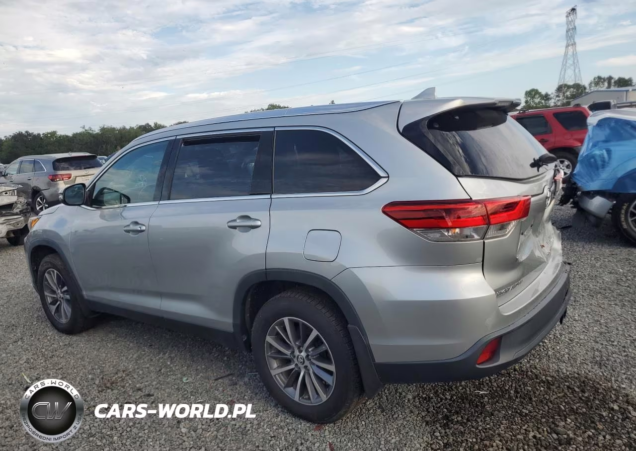 2019 Toyota Highlander Xle VIN:5TDJZRFH0KS732964 - 2