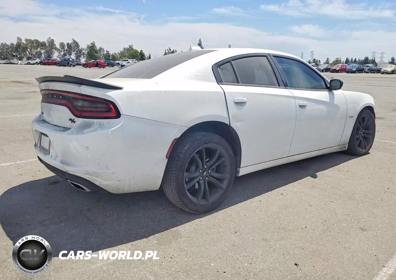 2018 Dodge Charger R-T VIN:2C3CDXCT0JH336975 - 3