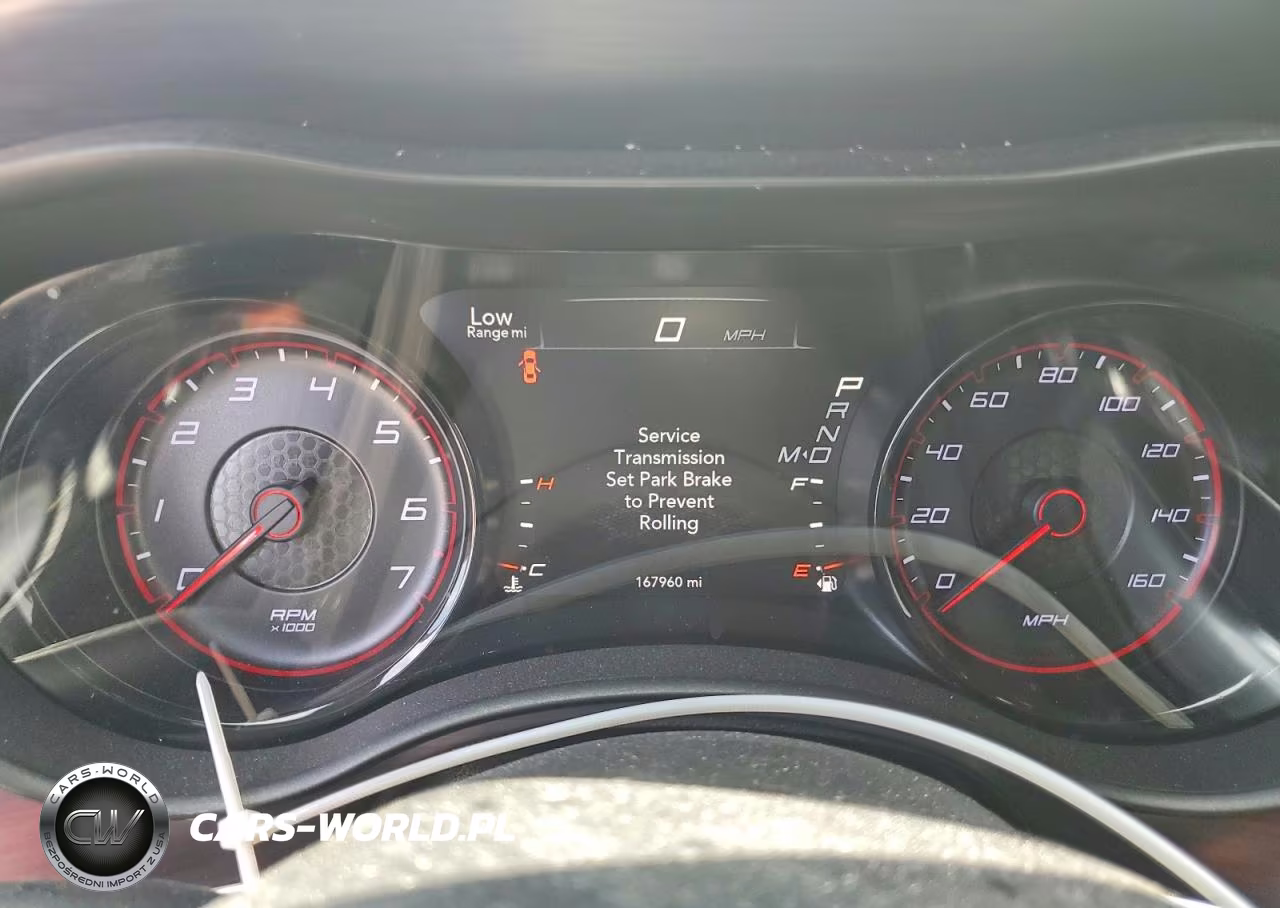 2018 Dodge Charger R-T VIN:2C3CDXCT0JH336975 - 9