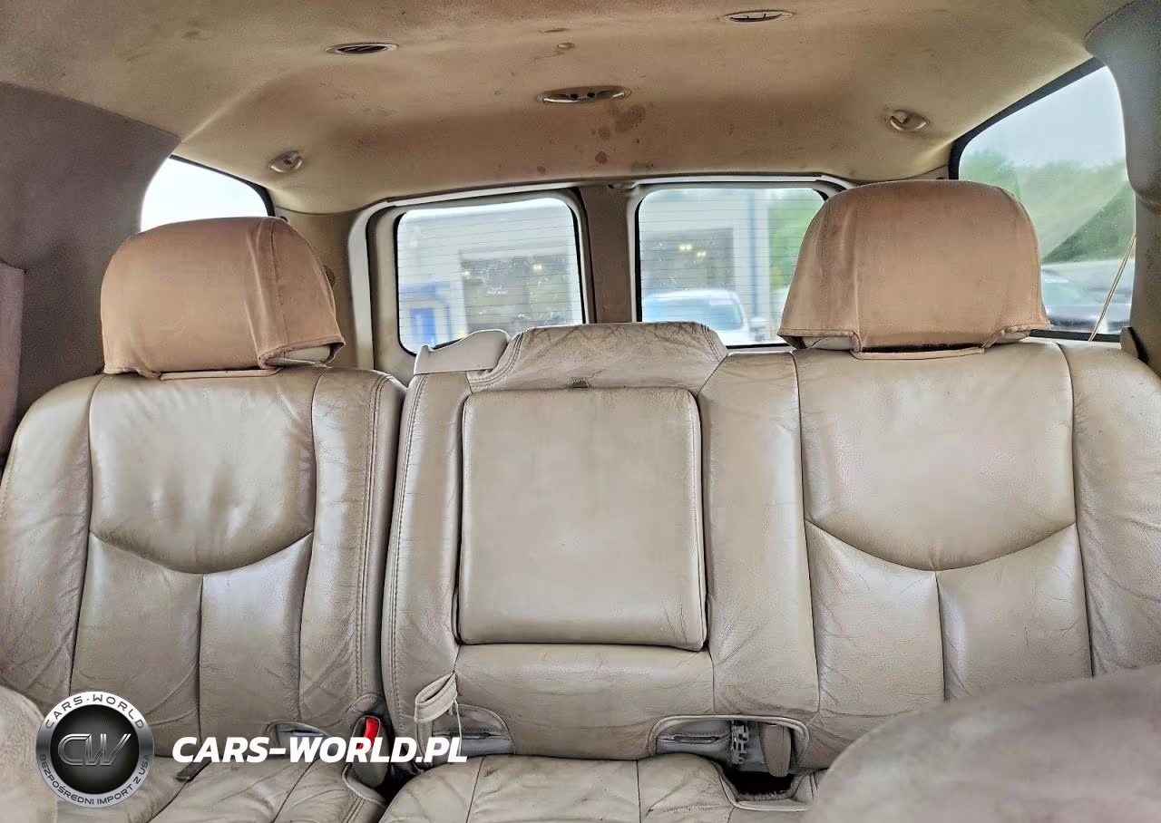 2003 Chevrolet Tahoe K1500 VIN:1GNEK13Z53J185748 - 10