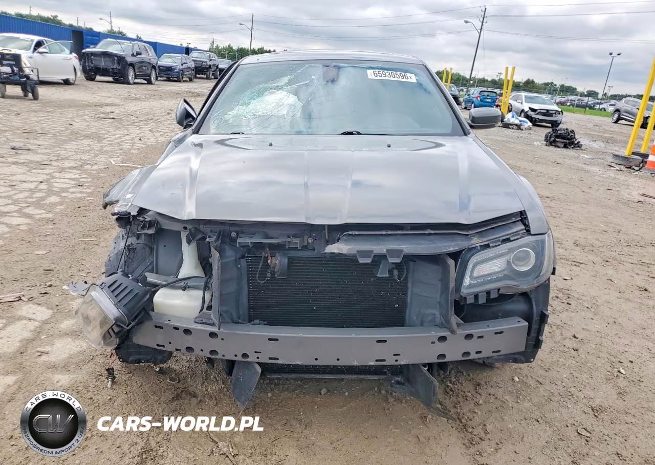 2017 Chrysler 300 S VIN:2C3CCAGG7HH586978 - 5