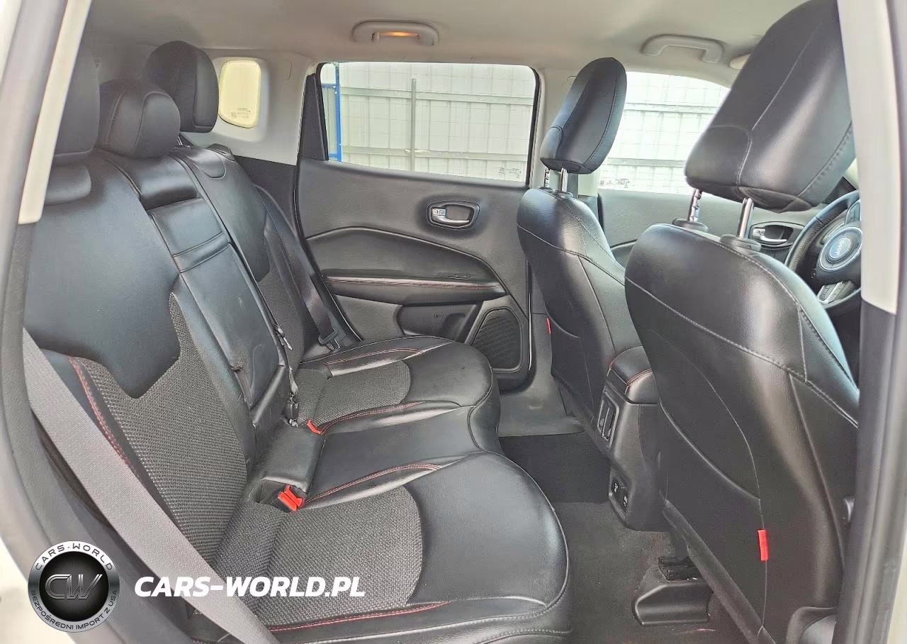2020 Jeep Compass Trailhawk VIN:3C4NJDDB3LT151556 - 11