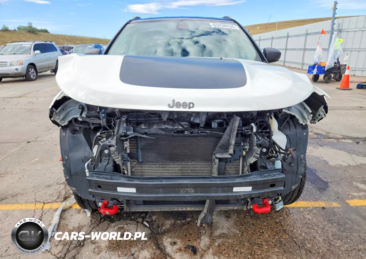 2020 Jeep Compass Trailhawk VIN:3C4NJDDB3LT151556 - 5