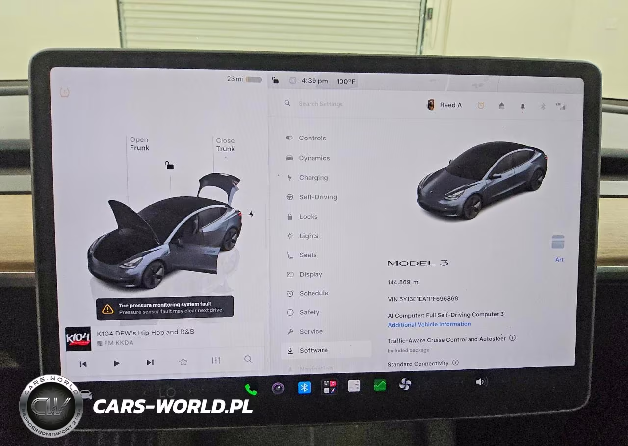 2023 Tesla Model 3 VIN:5YJ3E1EA1PF696868 - 9