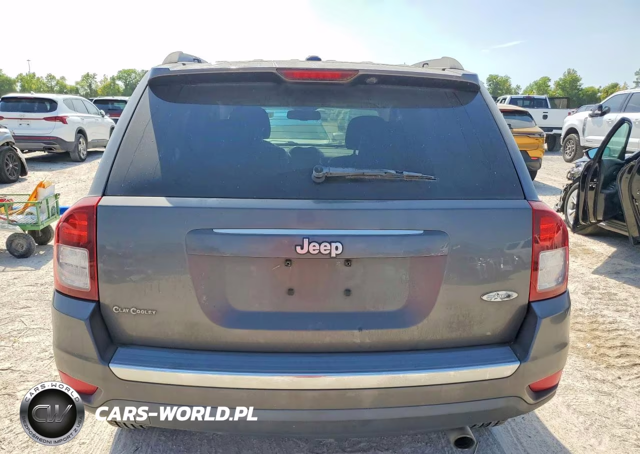 2016 Jeep Compass Latitude VIN:1C4NJCEA5GD783518 - 6