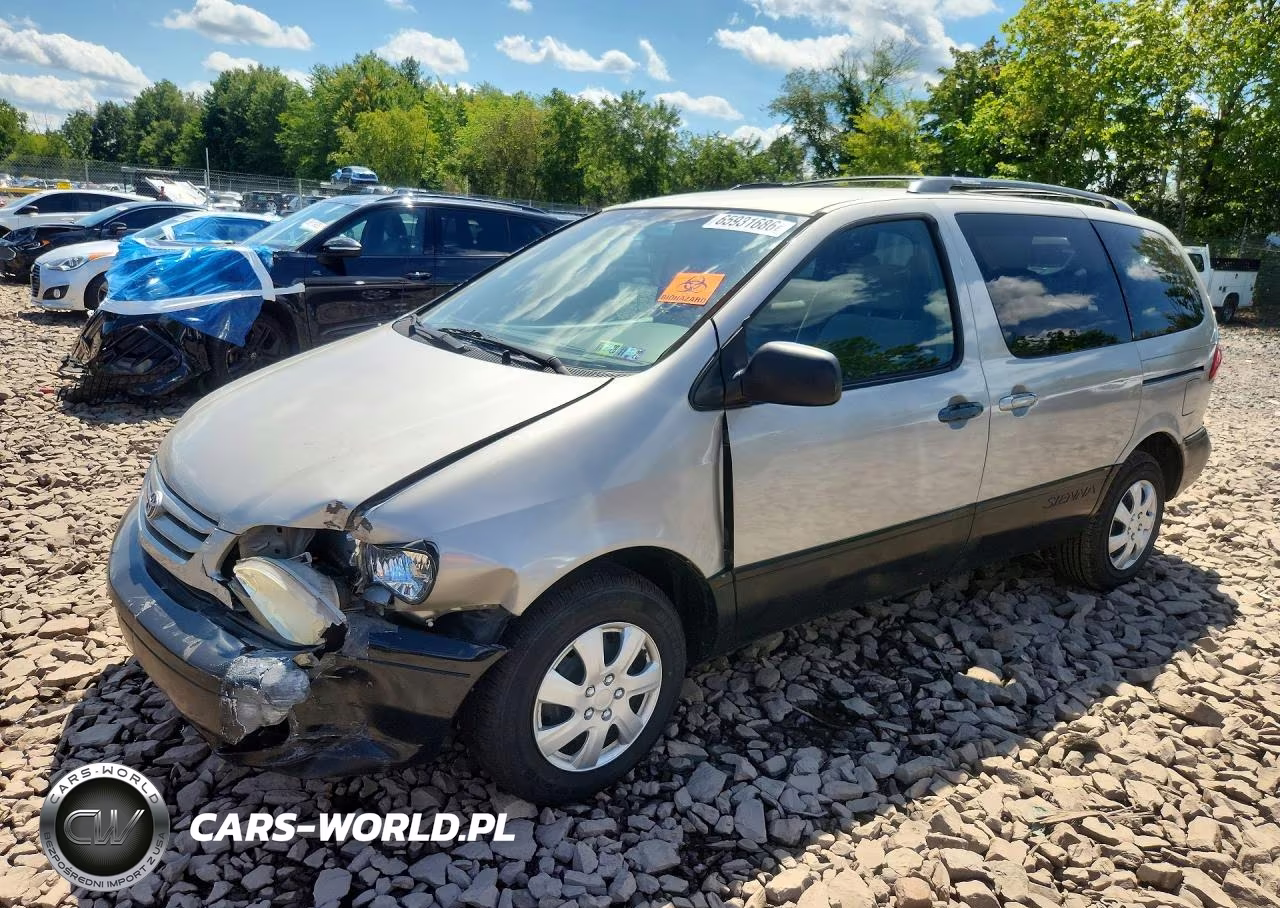 2001 Toyota Sienna Le