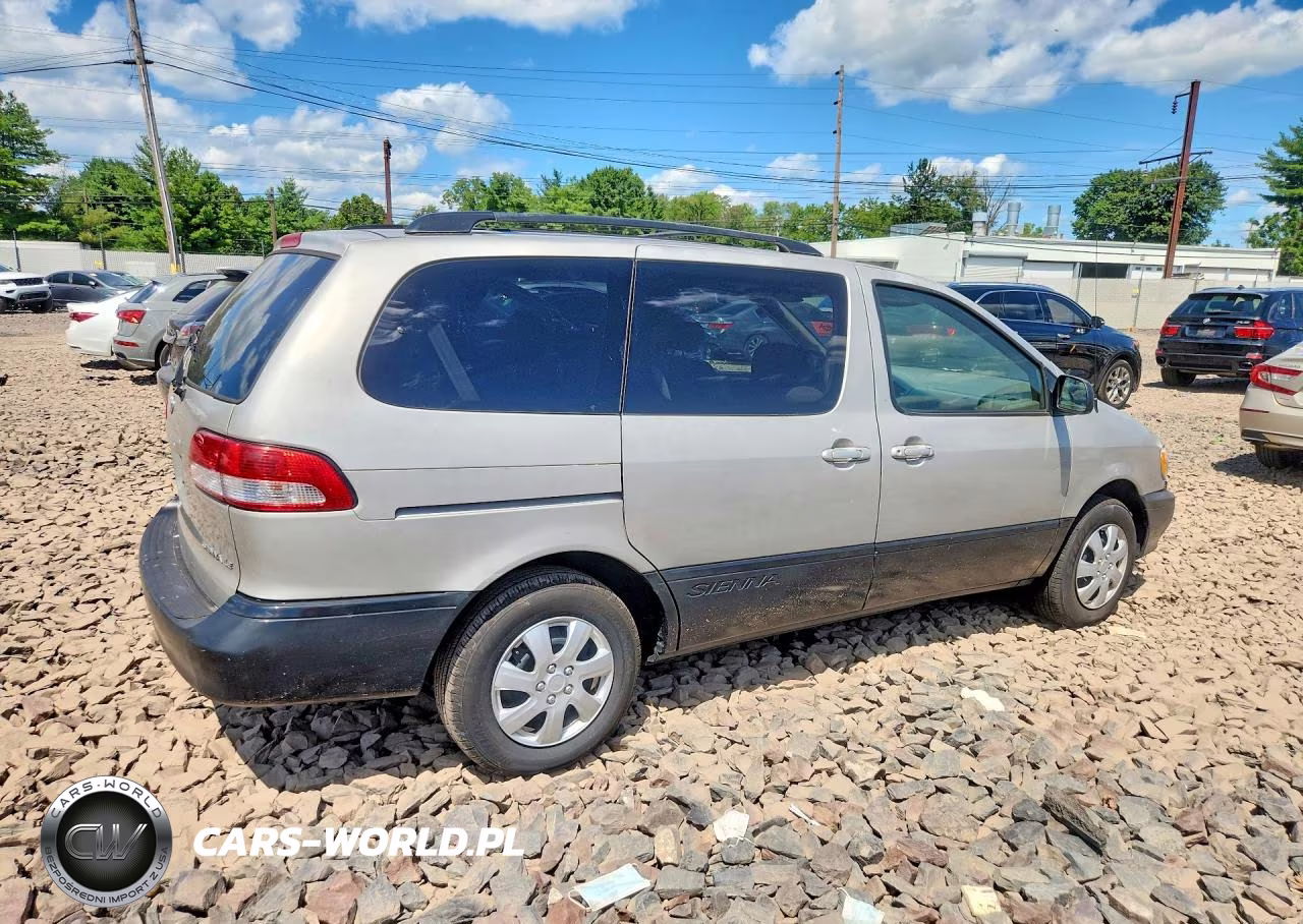 2001 Toyota Sienna Le VIN:4T3ZF13C51U326648 - 3