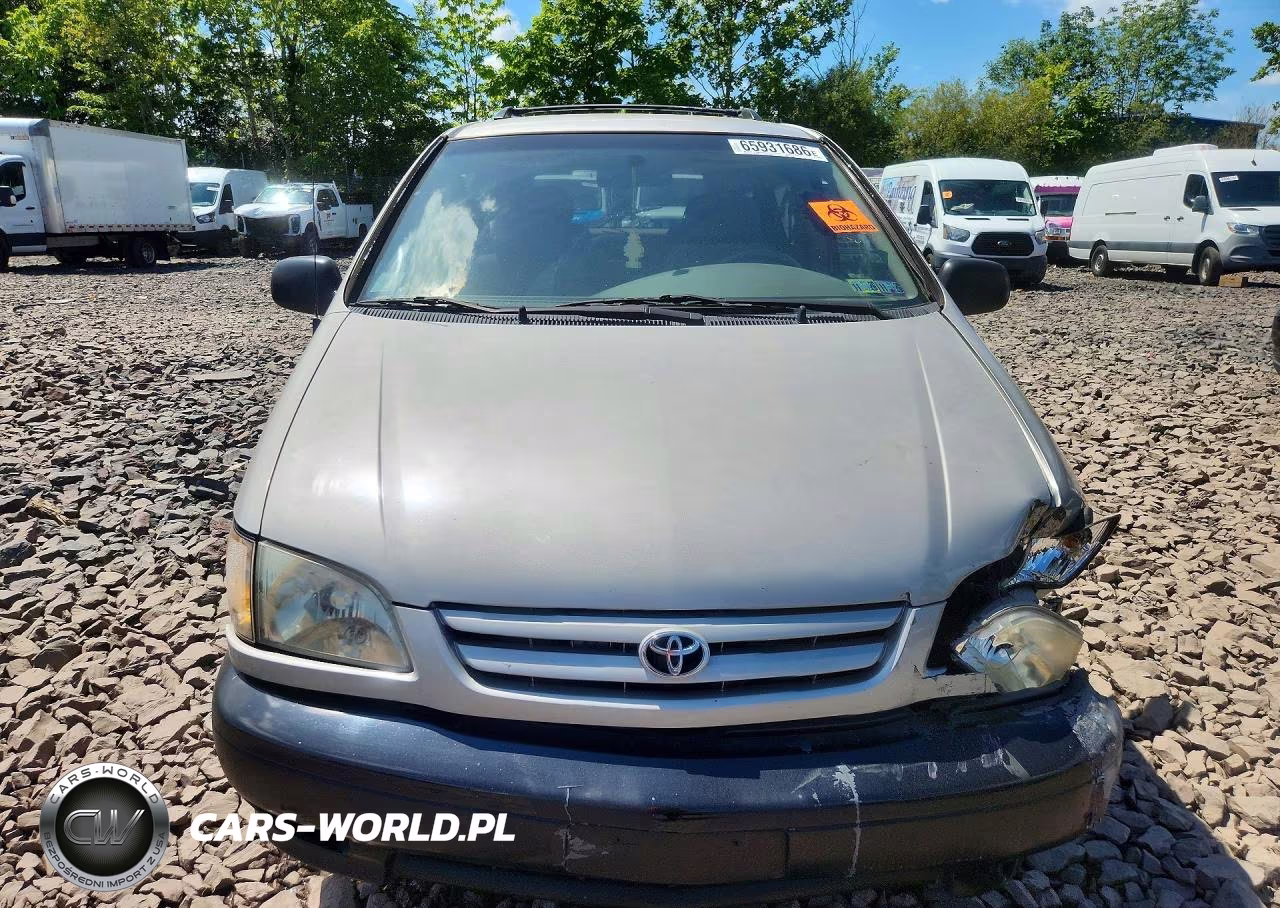 2001 Toyota Sienna Le VIN:4T3ZF13C51U326648 - 5
