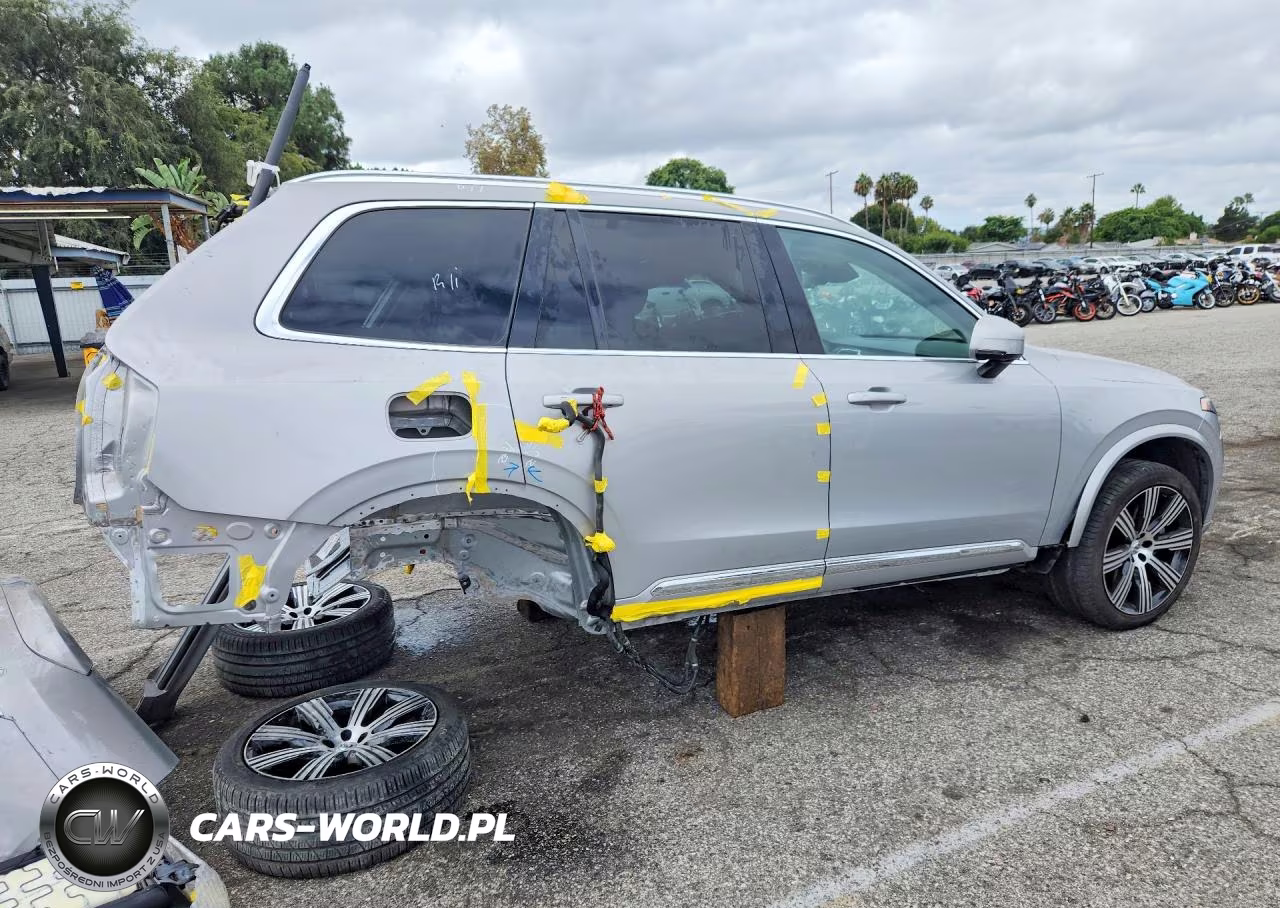 2024 Volvo Xc90 Plus VIN:YV4H60CE8R1157353 - 3