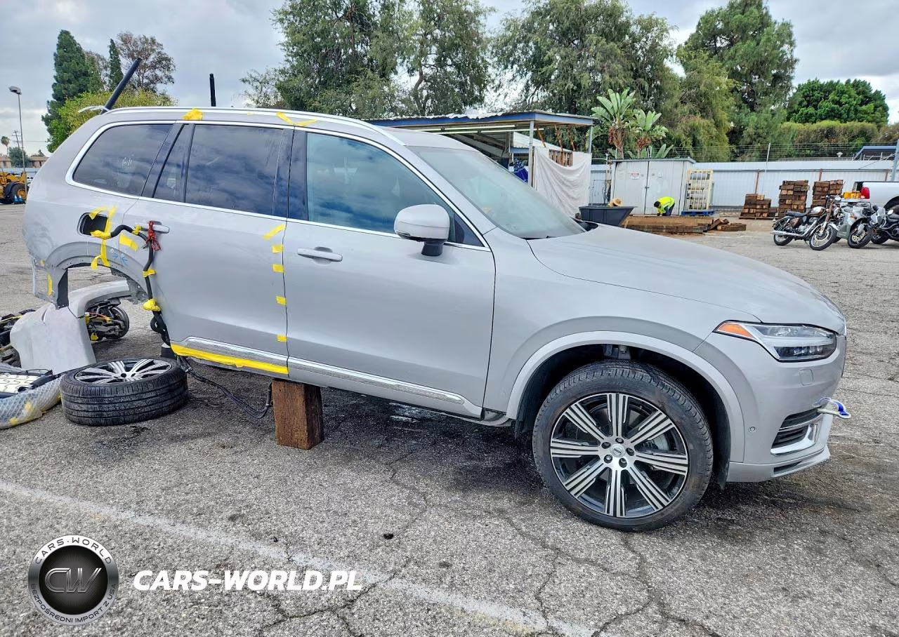 2024 Volvo Xc90 Plus VIN:YV4H60CE8R1157353 - 4