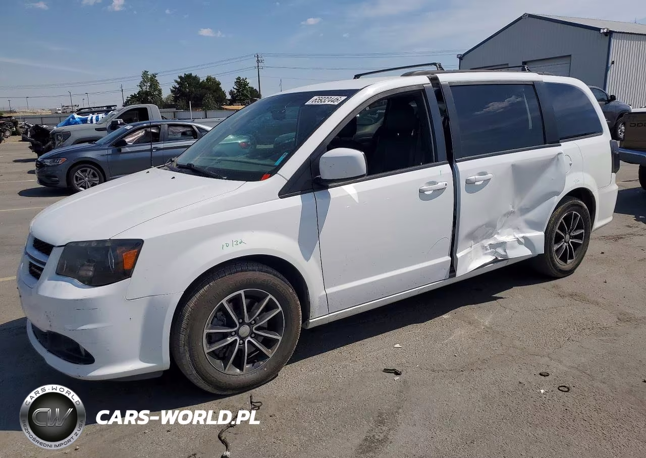 2018 Dodge Grand Caravan Gt VIN:2C4RDGEG4JR224261 - 1