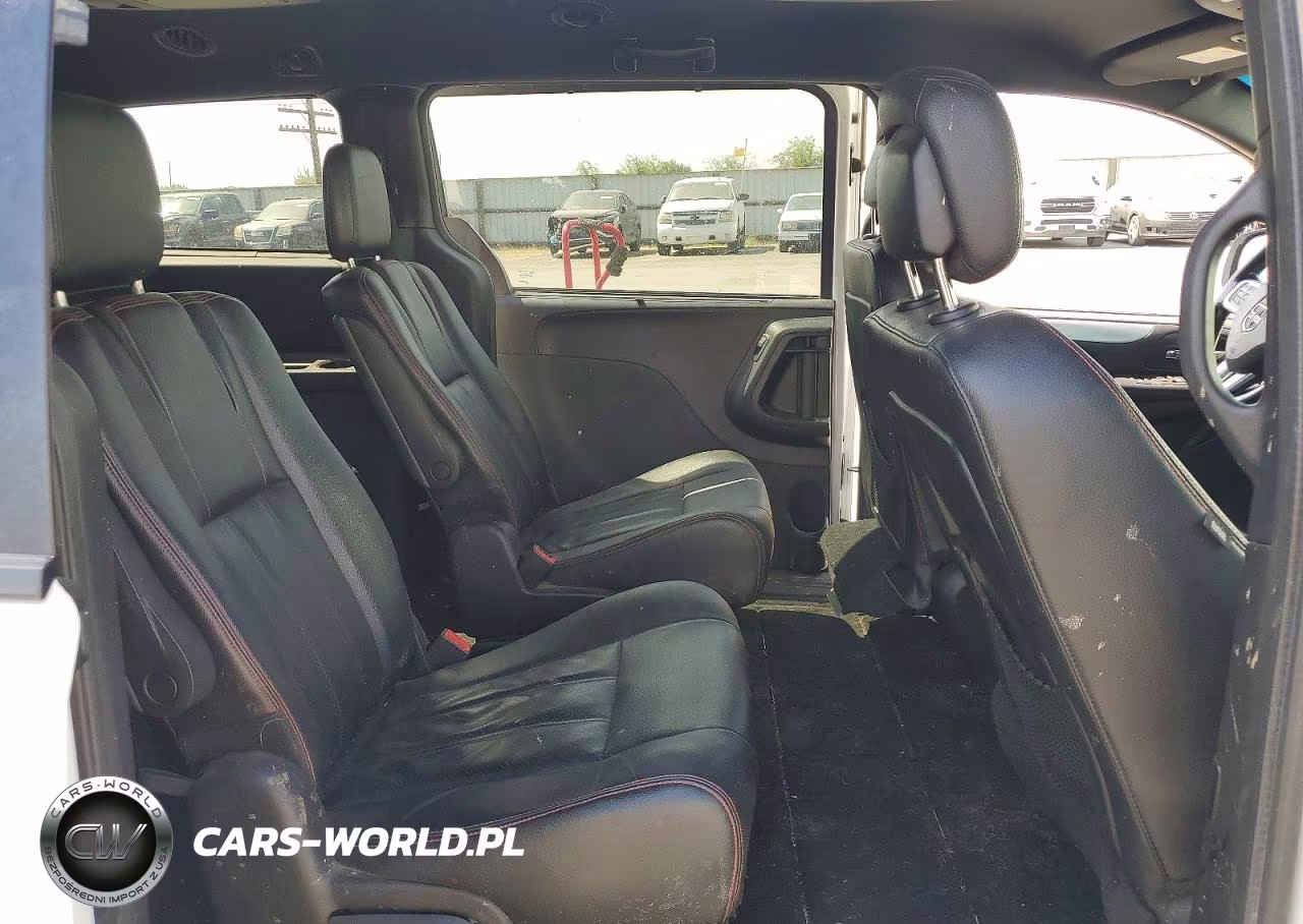 2018 Dodge Grand Caravan Gt VIN:2C4RDGEG4JR224261 - 11