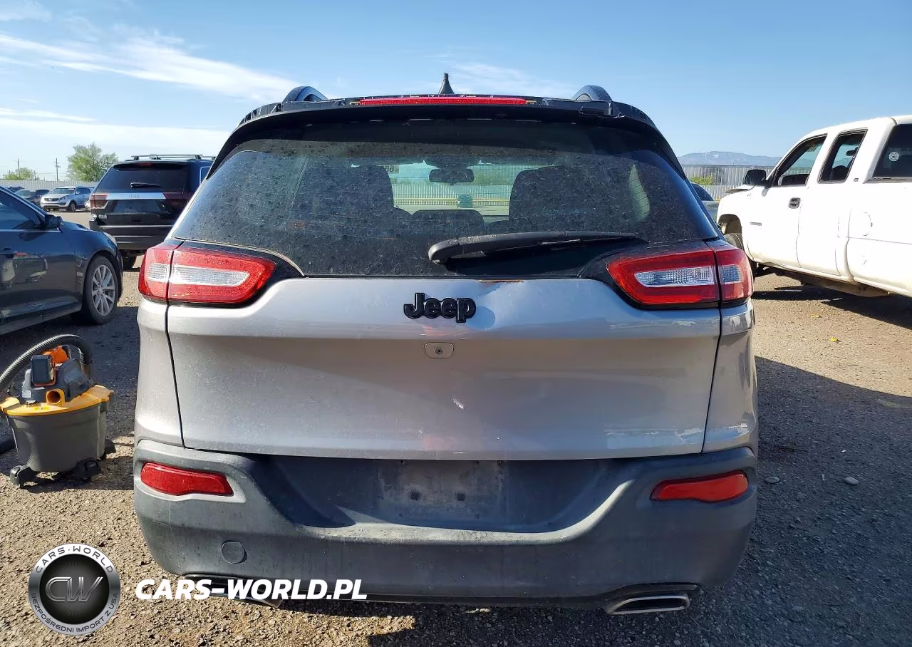 2016 Jeep Cherokee Sport VIN:1C4PJLAS3GW376048 - 6