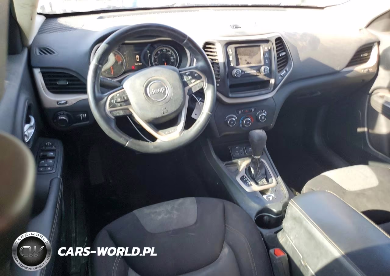 2016 Jeep Cherokee Sport VIN:1C4PJLAS3GW376048 - 8