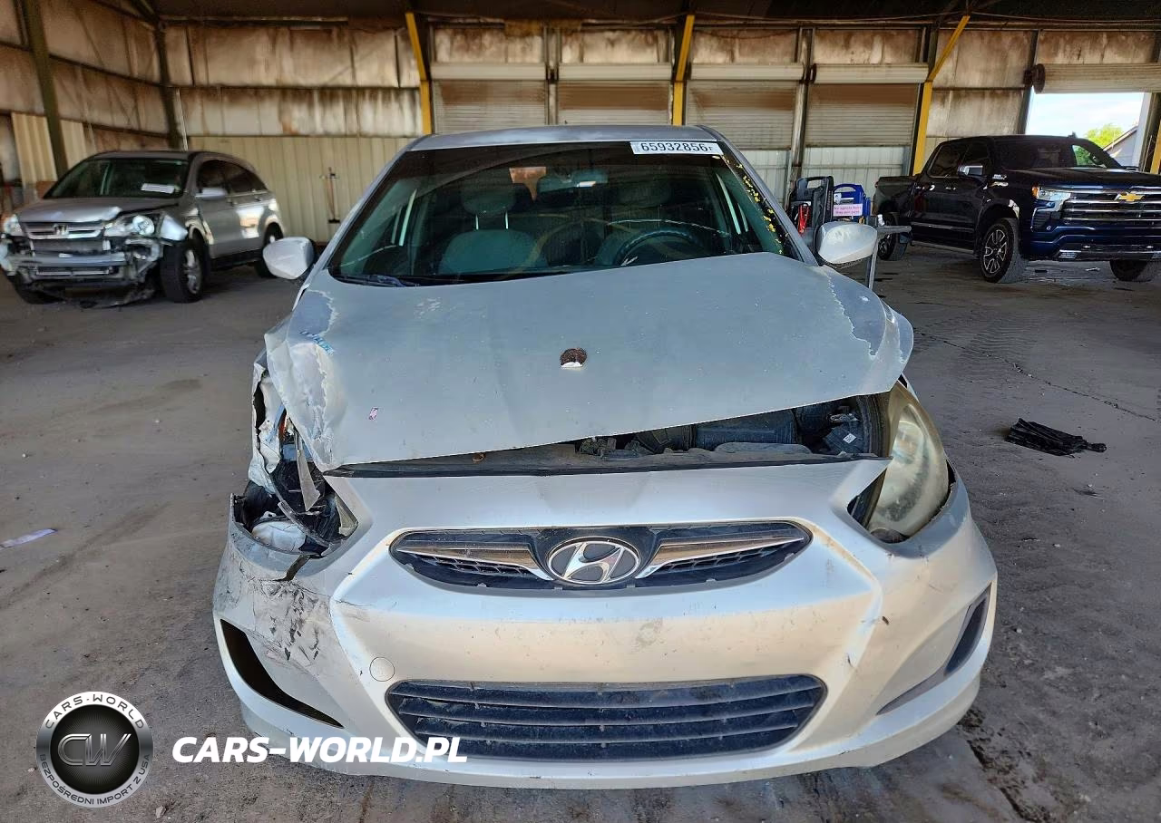 2013 Hyundai Accent Gls VIN:KMHCT4AEXDU558129 - 5