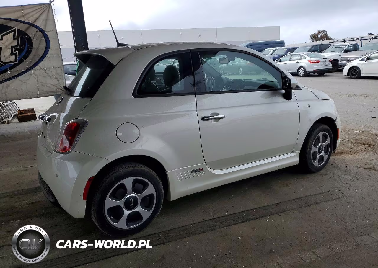 2016 Fiat 500 Electric VIN:3C3CFFGE4GT152395 - 3