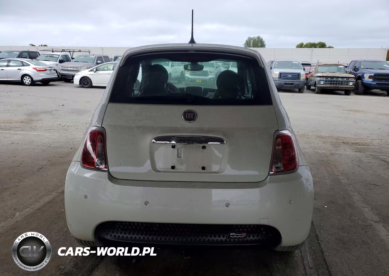 2016 Fiat 500 Electric VIN:3C3CFFGE4GT152395 - 6