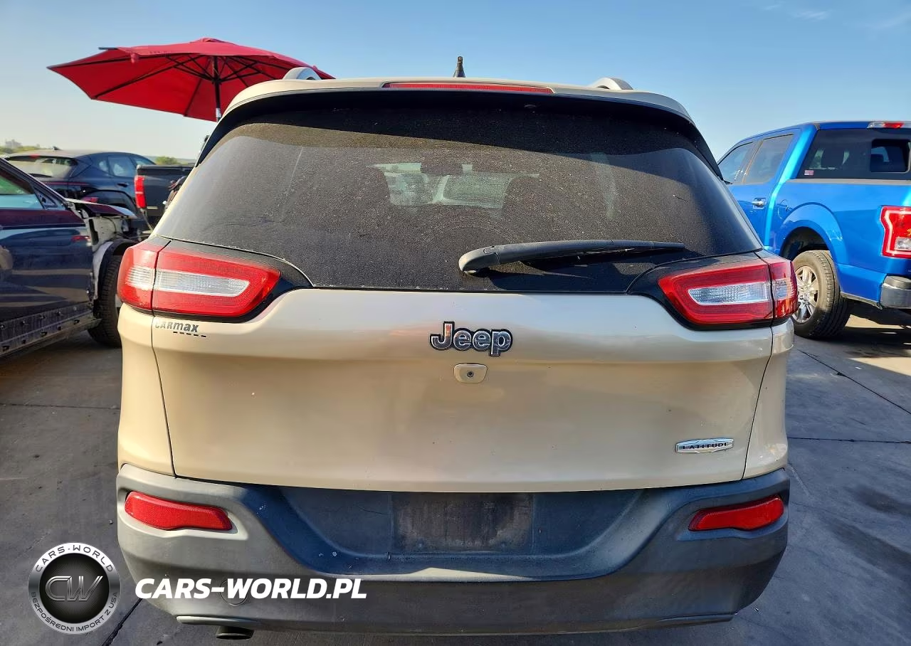 2014 Jeep Cherokee Latitude VIN:1C4PJLCB5EW186844 - 6
