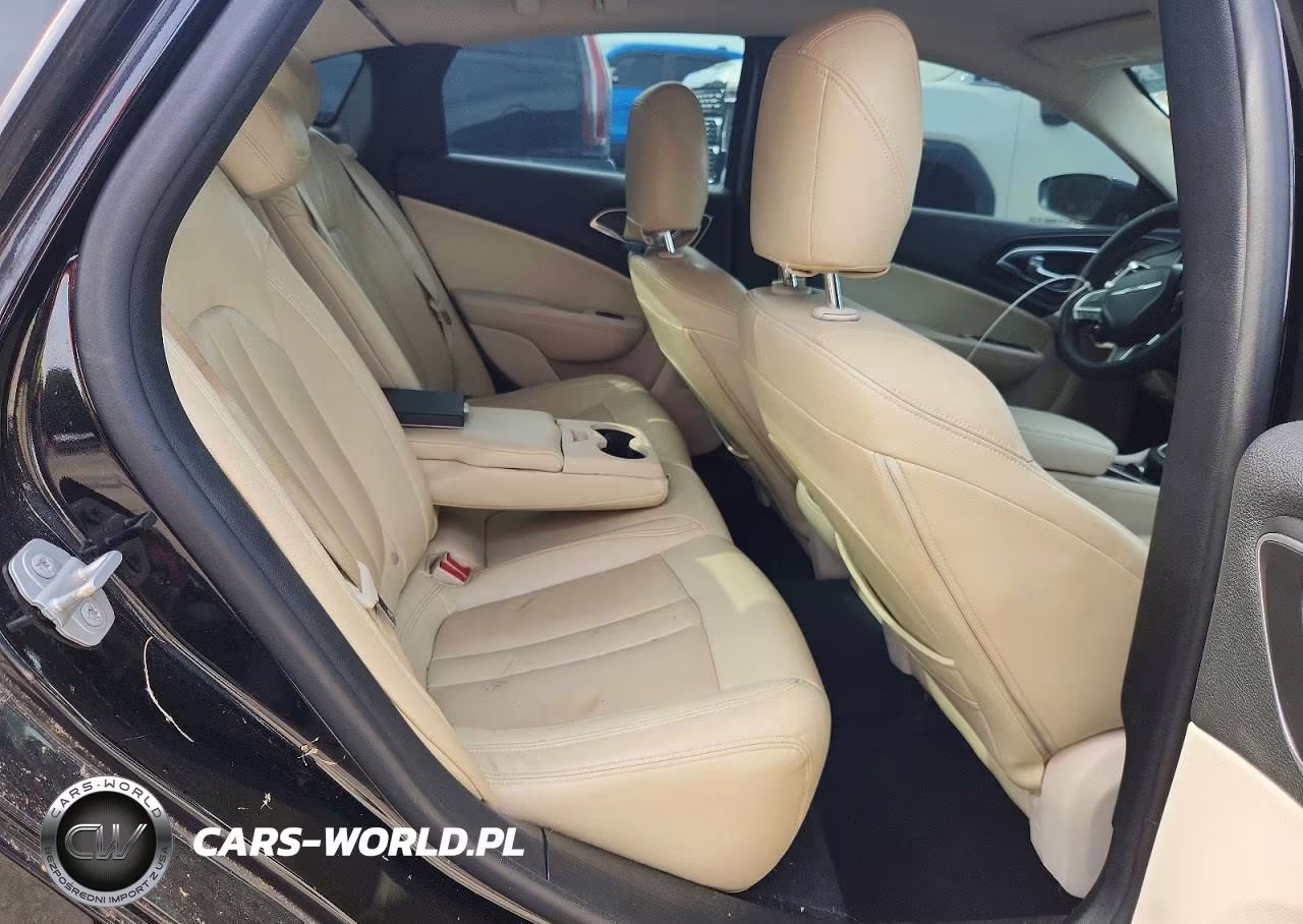 2015 Chrysler 200 Limited VIN:1C3CCCAB8FN690330 - 10