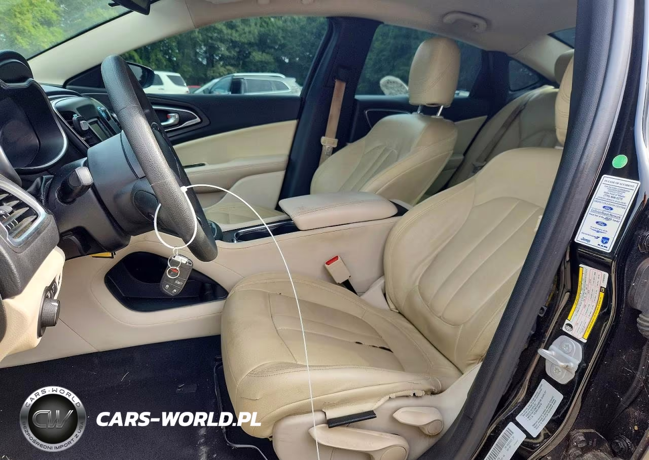 2015 Chrysler 200 Limited VIN:1C3CCCAB8FN690330 - 7