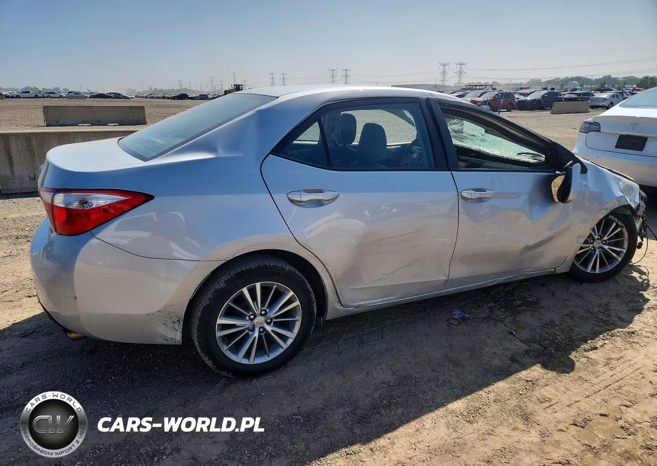 2015 Toyota Corolla Le Plus VIN:2T1BURHE1FC272086 - 3