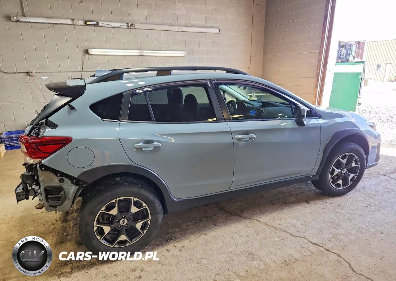 2018 Subaru Crosstrek Premium VIN:JF2GTACC2JH244495 - 3