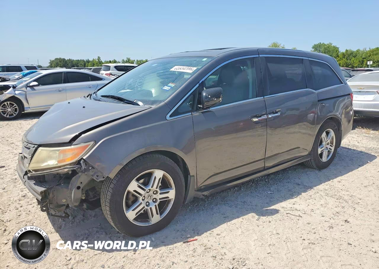2013 Honda Odyssey Touring VIN:5FNRL5H97DB075767 - 1