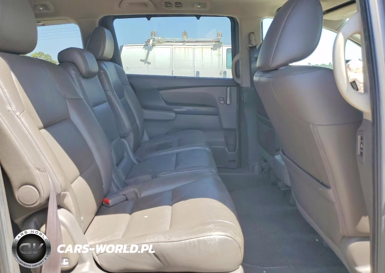 2013 Honda Odyssey Touring VIN:5FNRL5H97DB075767 - 11
