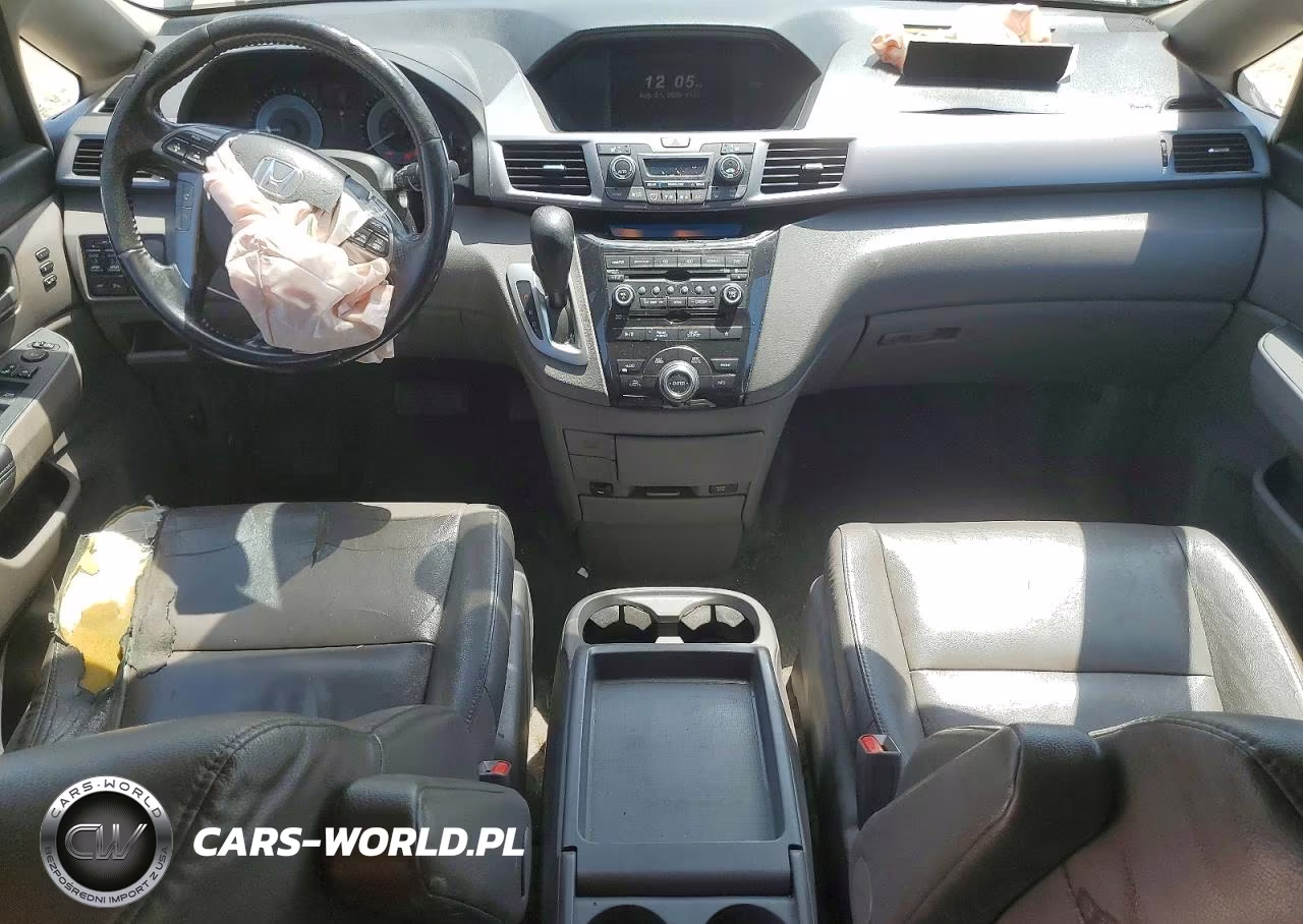2013 Honda Odyssey Touring VIN:5FNRL5H97DB075767 - 8