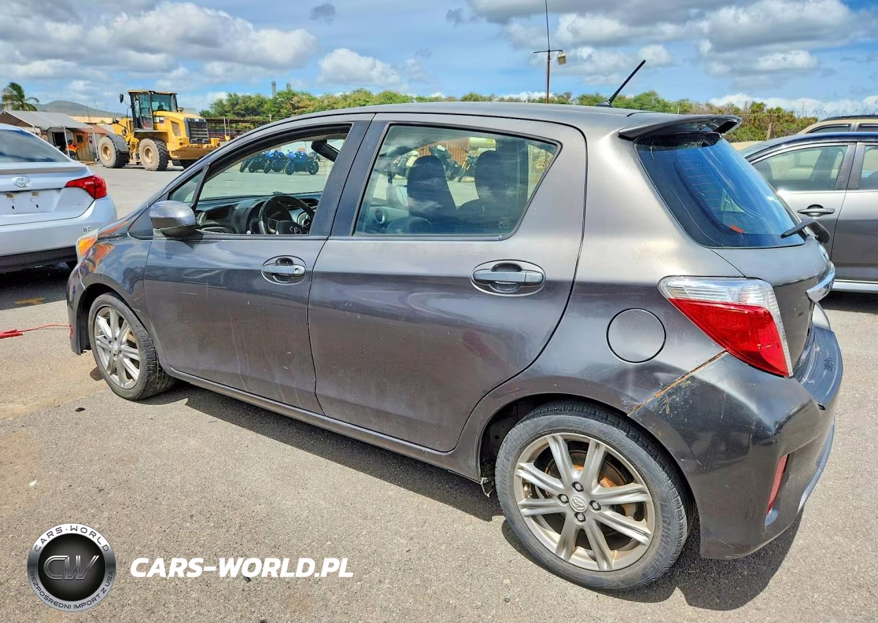 2012 Toyota Yaris 5-Door L VIN:JTDKTUD36CD535729 - 2