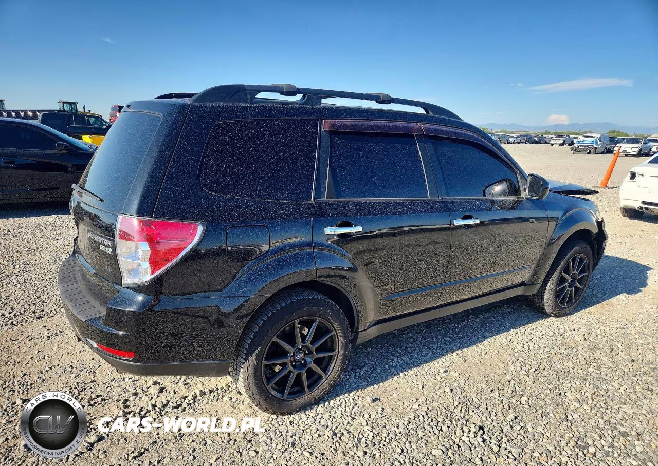 2010 Subaru Forester 2.5X Premium VIN:JF2SH6CC8AH805162 - 3