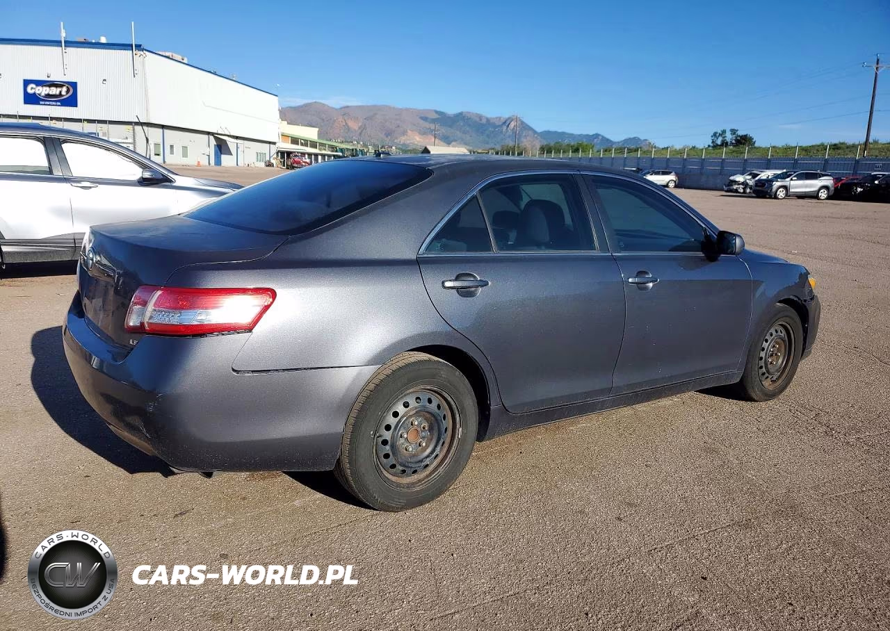 2010 Toyota Camry Le VIN:4T1BF3EK4AU020812 - 3