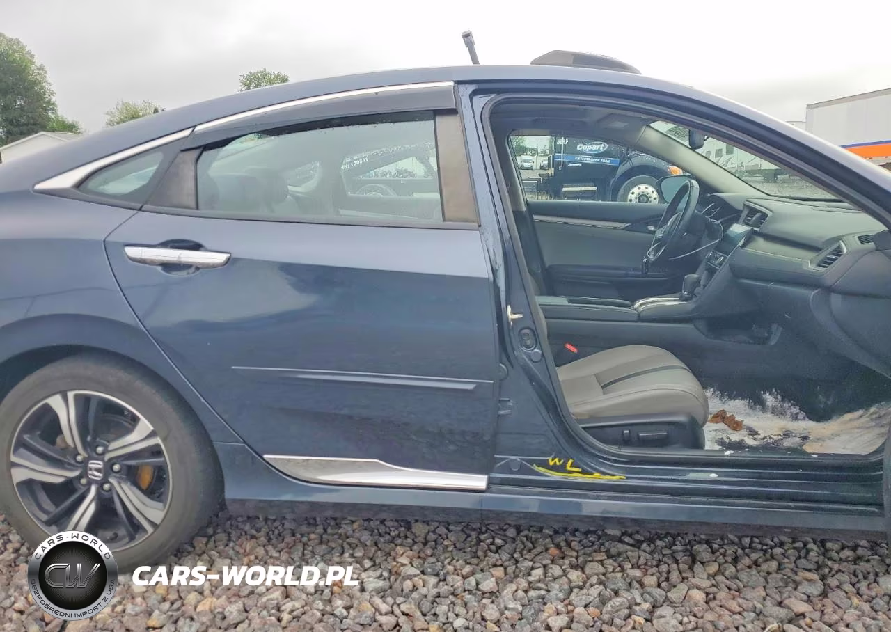 2018 Honda Civic Touring VIN:2HGFC1F96JH640516 - 12