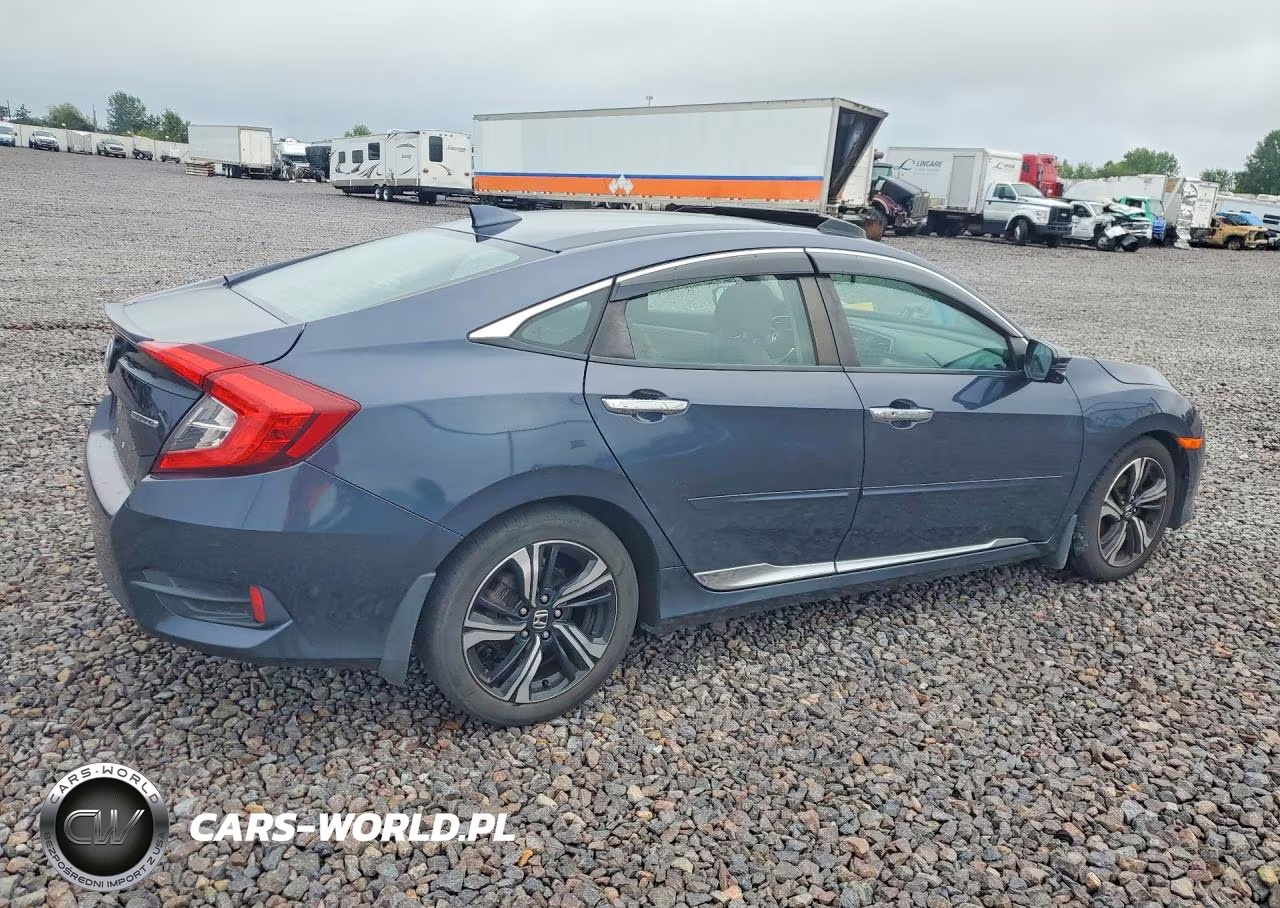 2018 Honda Civic Touring VIN:2HGFC1F96JH640516 - 3