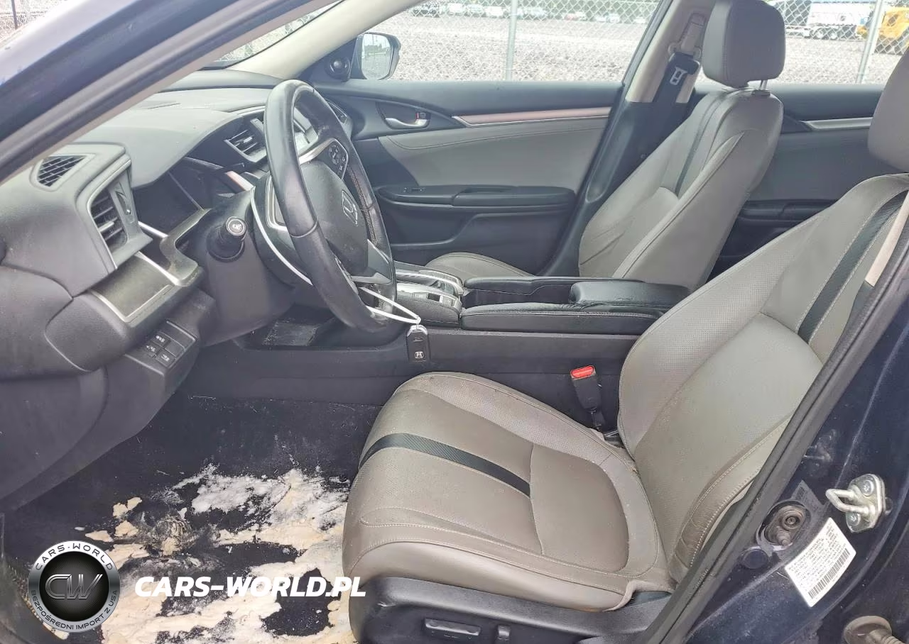 2018 Honda Civic Touring VIN:2HGFC1F96JH640516 - 7