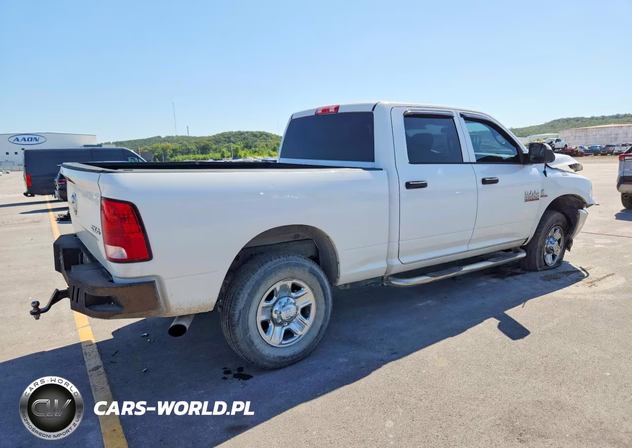 2018 Ram 2500 St VIN:3C6UR5CL7JG257137 - 3