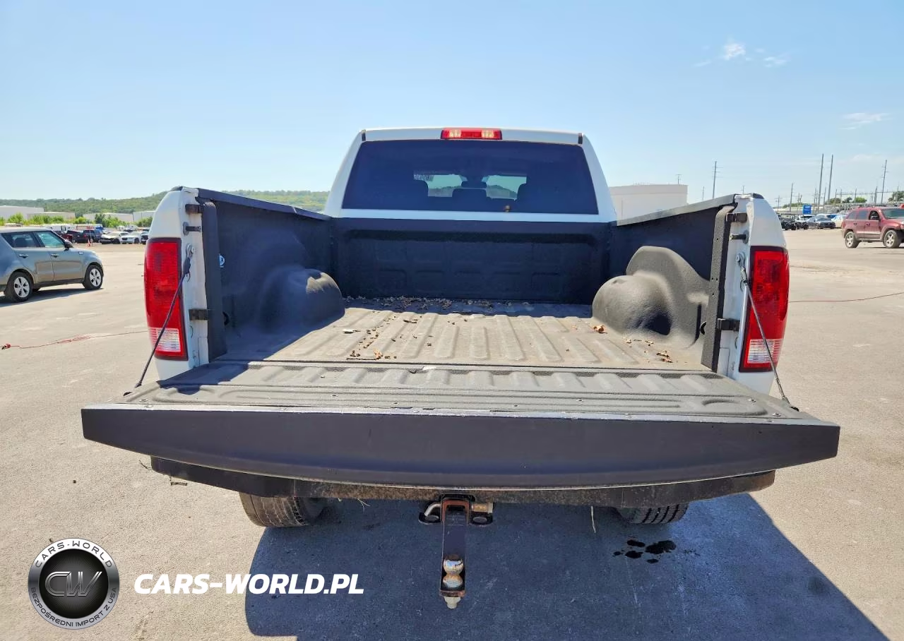 2018 Ram 2500 St VIN:3C6UR5CL7JG257137 - 6