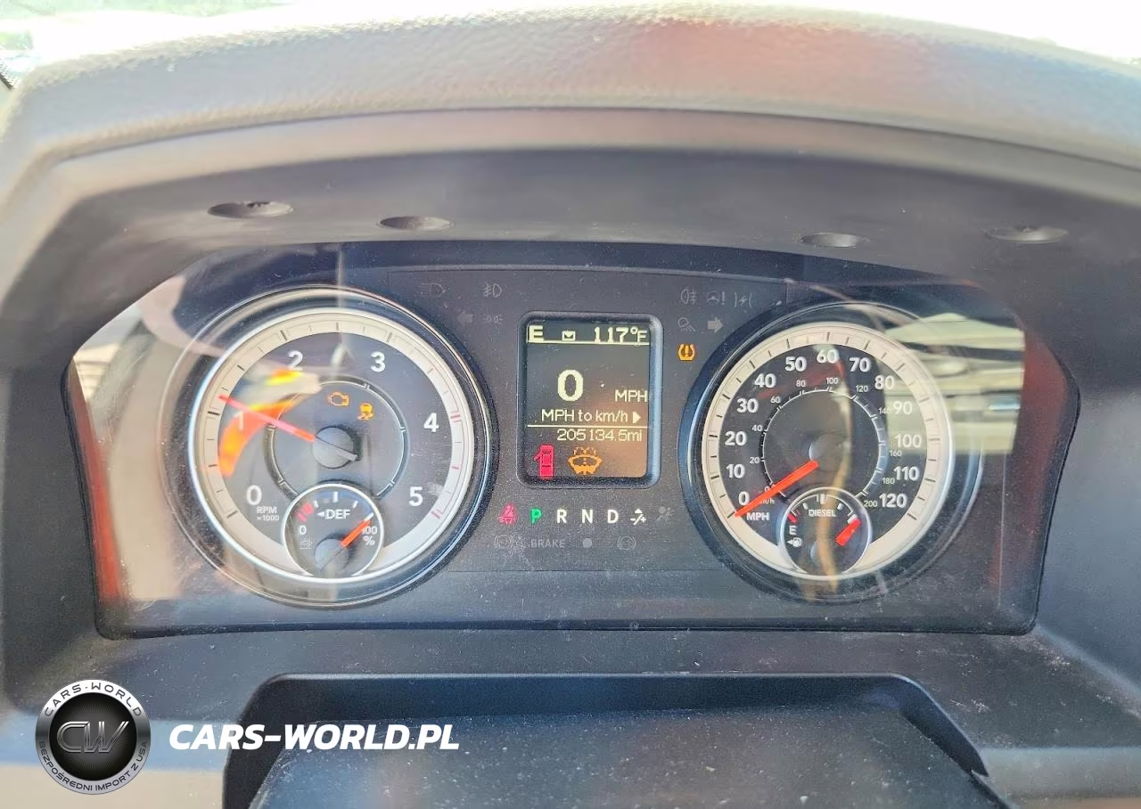 2018 Ram 2500 St VIN:3C6UR5CL7JG257137 - 9