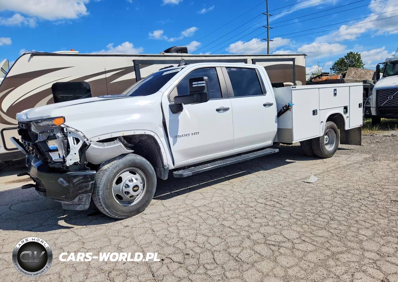 2023 Chevrolet Silverado K3500 VIN:1GB4YSEYXPF122784 - 1