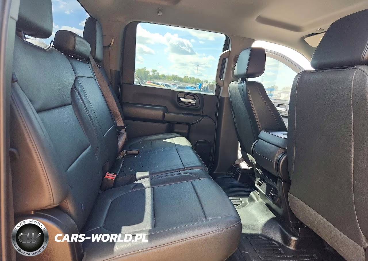 2023 Chevrolet Silverado K3500 VIN:1GB4YSEYXPF122784 - 10