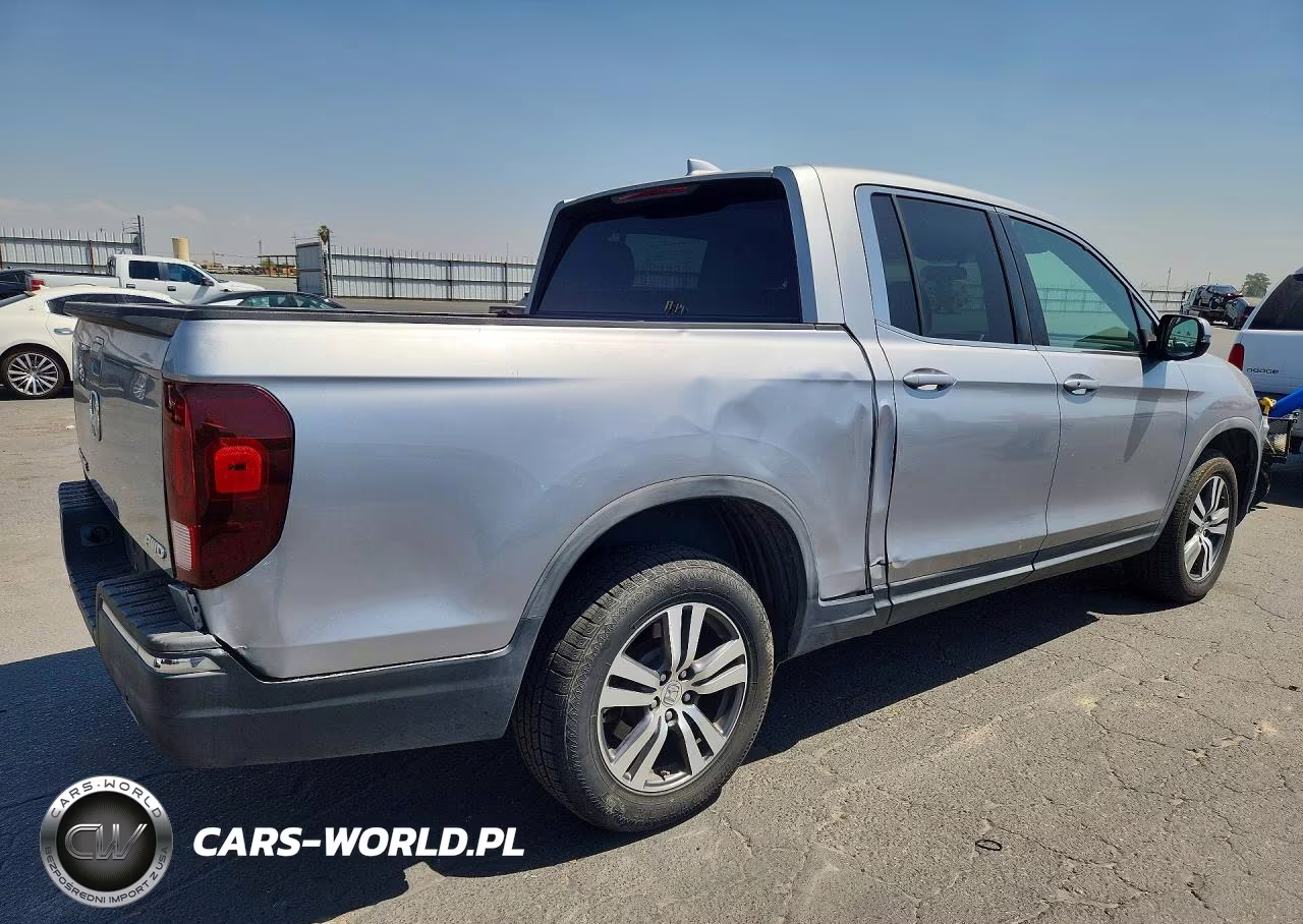 2017 Honda Ridgeline Rts VIN:5FPYK3F45HB013016 - 3