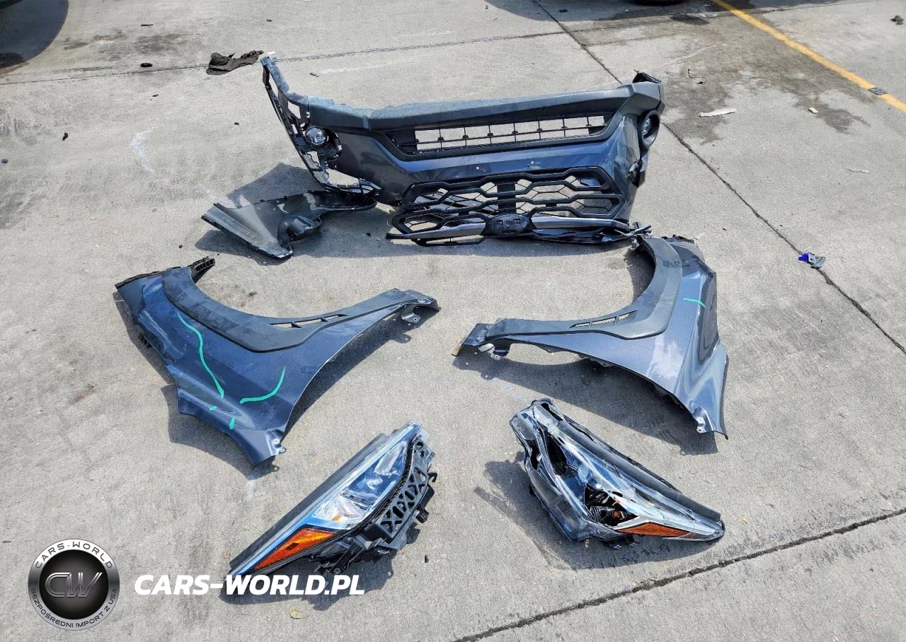 2024 Subaru Crosstrek Premium VIN:JF2GUADC9R8323170 - 12