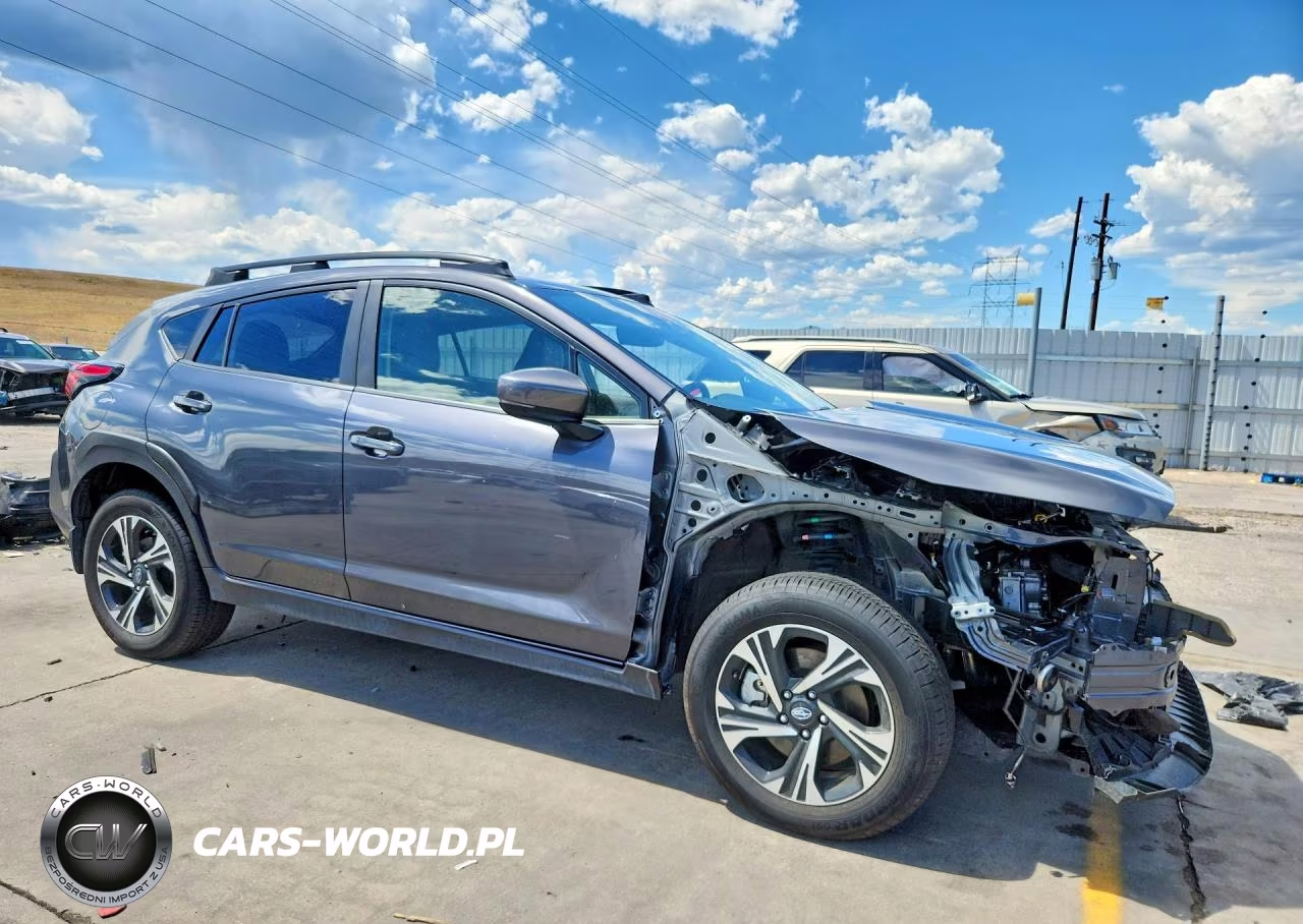 2024 Subaru Crosstrek Premium VIN:JF2GUADC9R8323170 - 4
