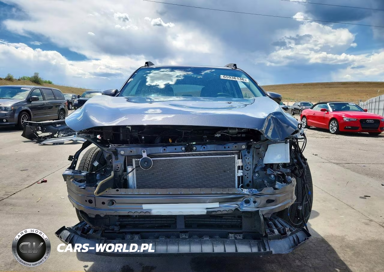 2024 Subaru Crosstrek Premium VIN:JF2GUADC9R8323170 - 5