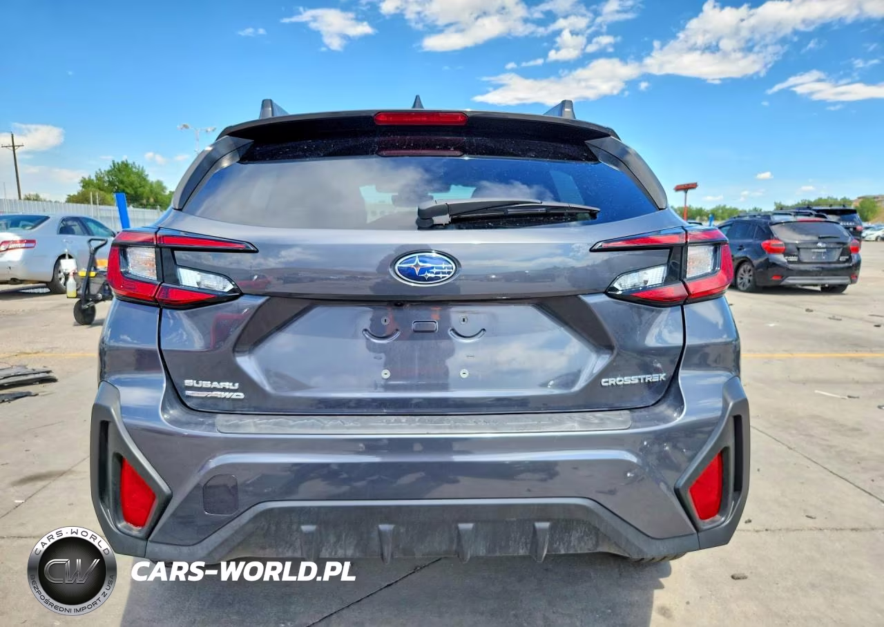 2024 Subaru Crosstrek Premium VIN:JF2GUADC9R8323170 - 6