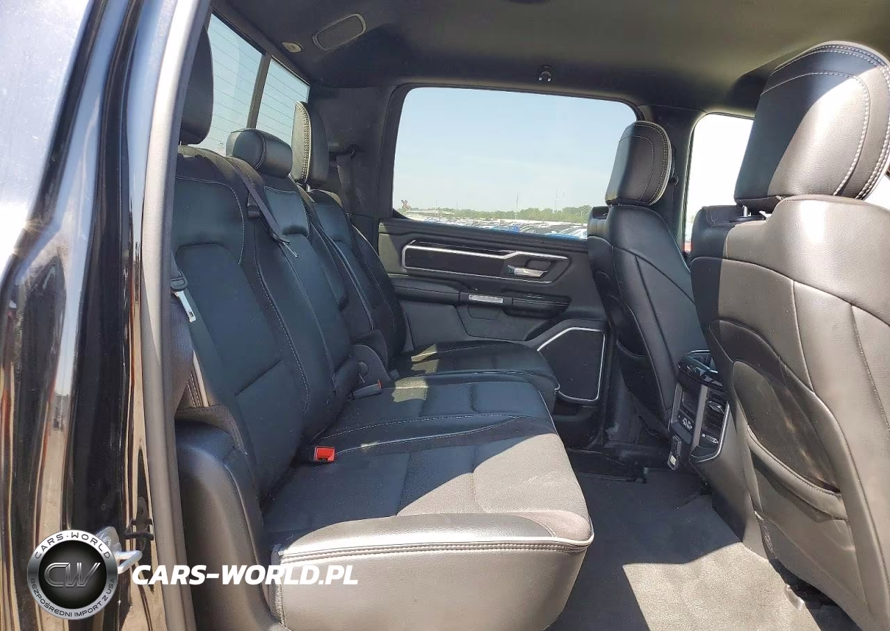 2020 Ram 1500 Laramie VIN:1C6SRFJTXLN308821 - 10