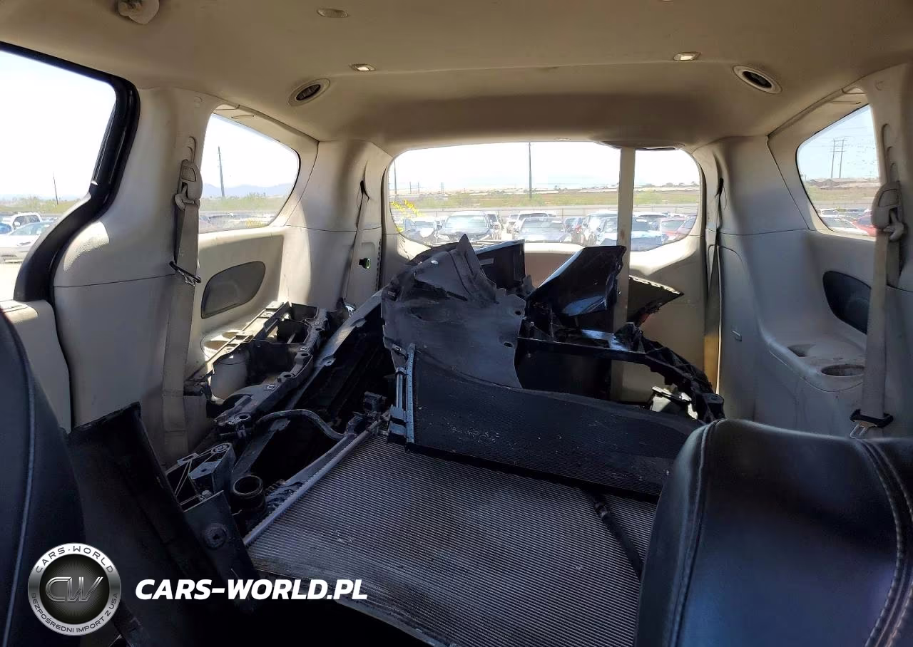 2020 Chrysler Voyager Lxi VIN:2C4RC1DG7LR264404 - 10