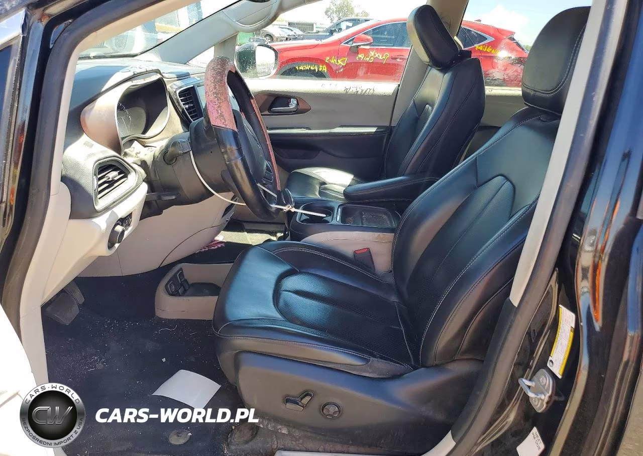 2020 Chrysler Voyager Lxi VIN:2C4RC1DG7LR264404 - 7