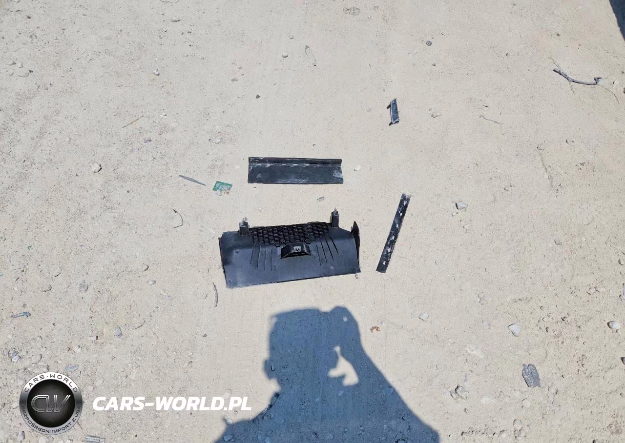 2026 Ford Bronco Sport Outer Banks VIN:3FMCR9CN5TRE41332 - 13